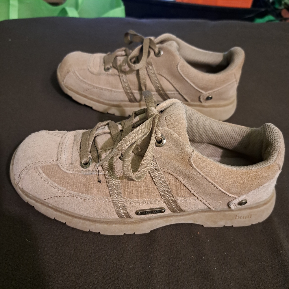 B.U.M Equipment Suede Like Runners